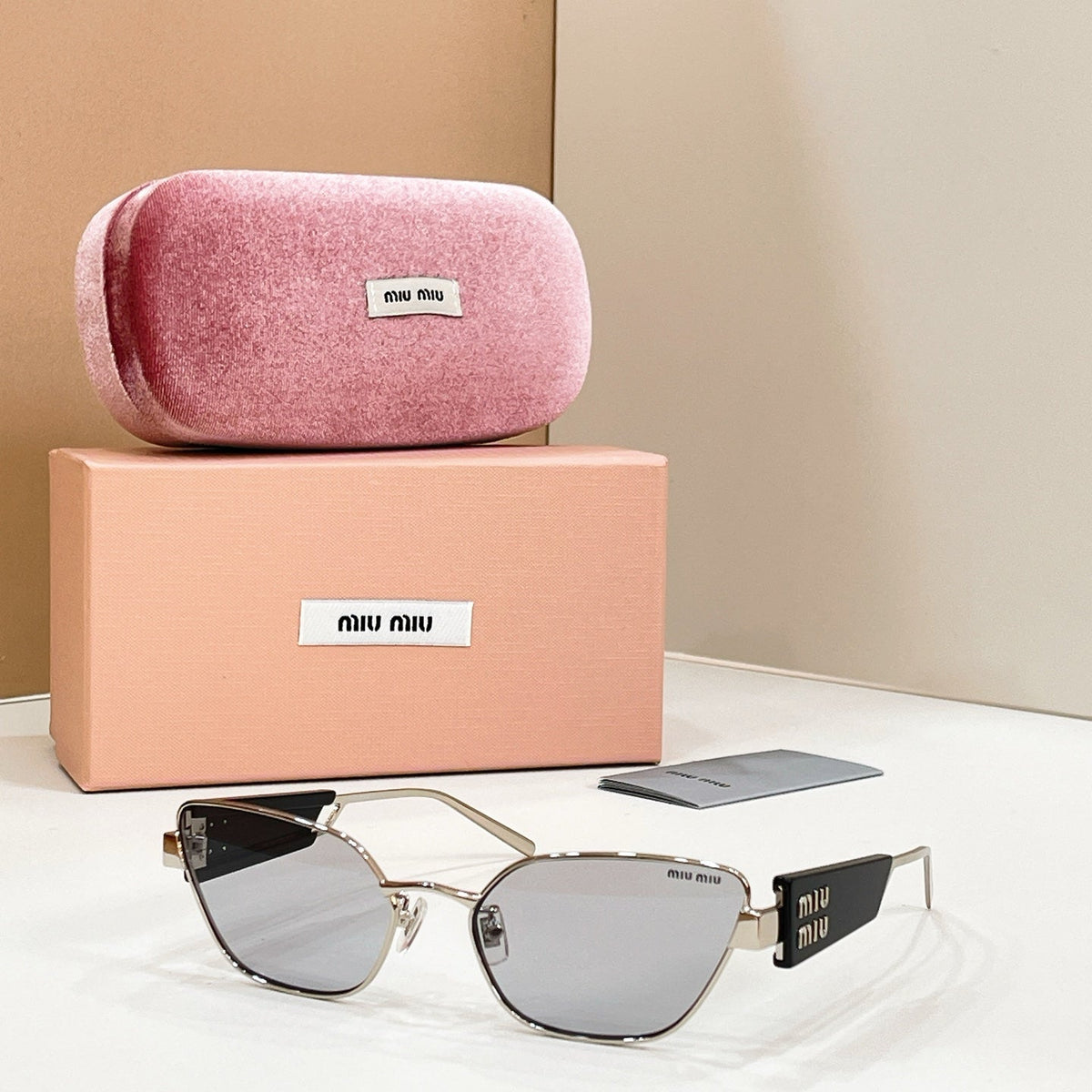 Miu Miu SMU 65WS Sunglasses
