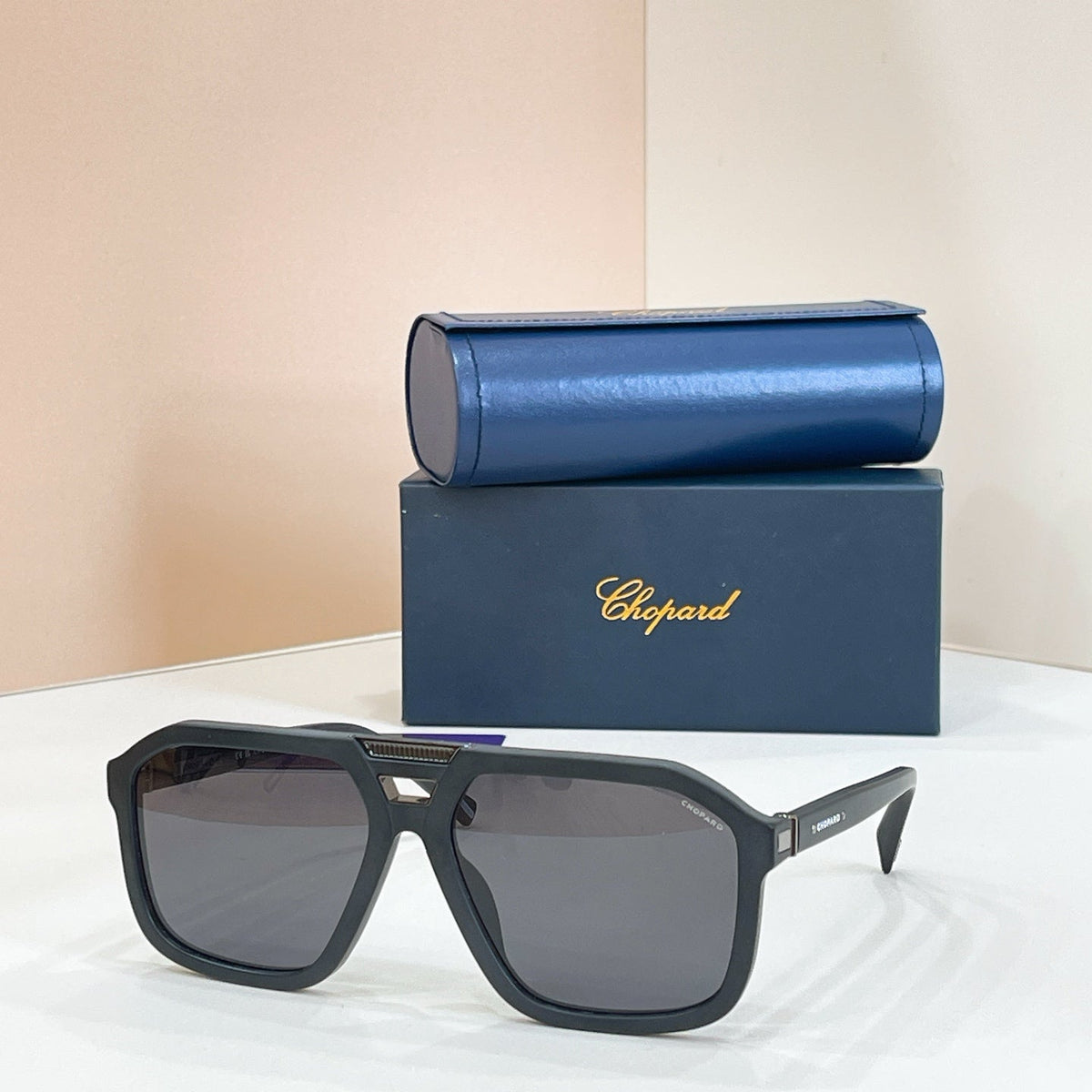 Chopard SCHM374 Eyeglass Frames
