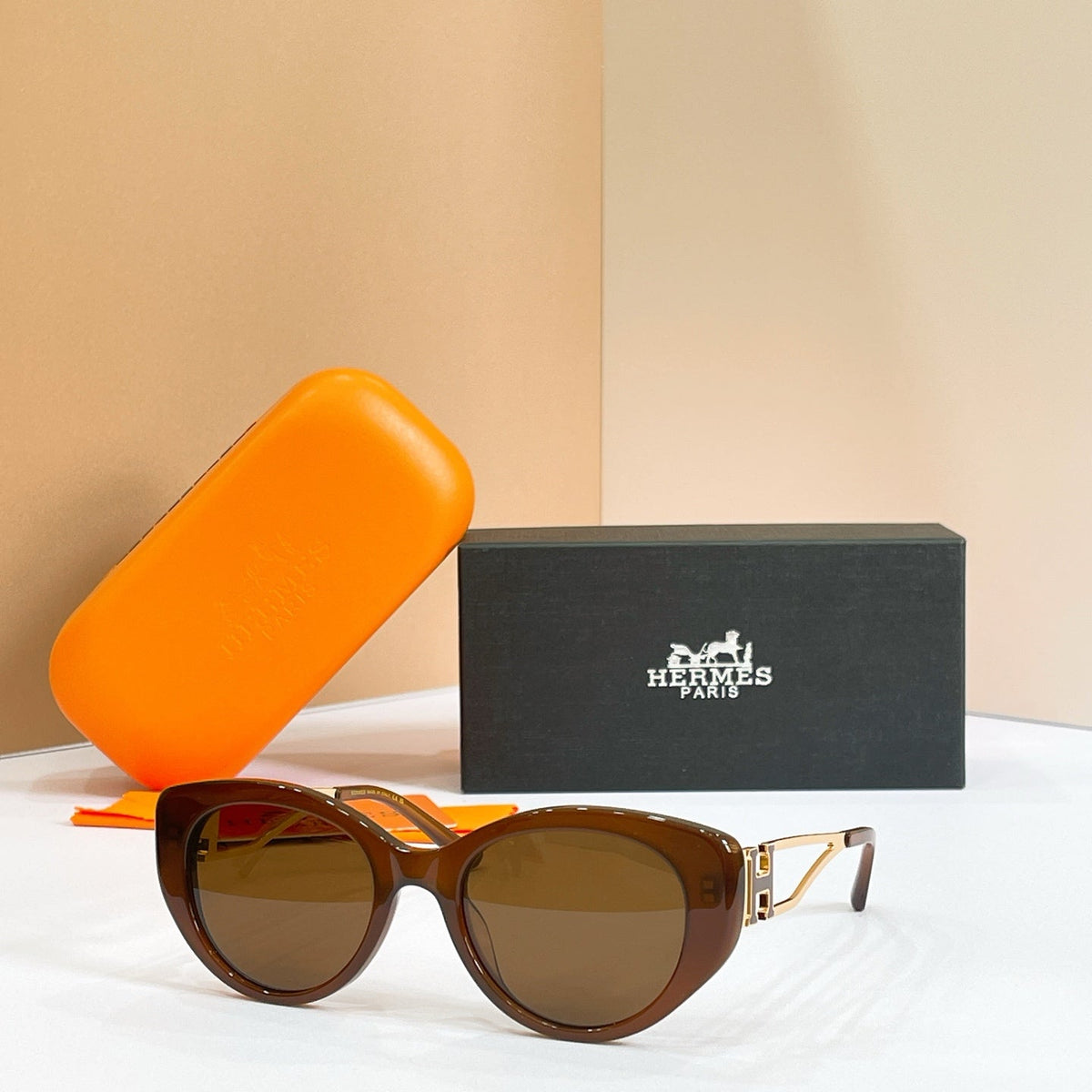 Hermes H8125S Sunglasses