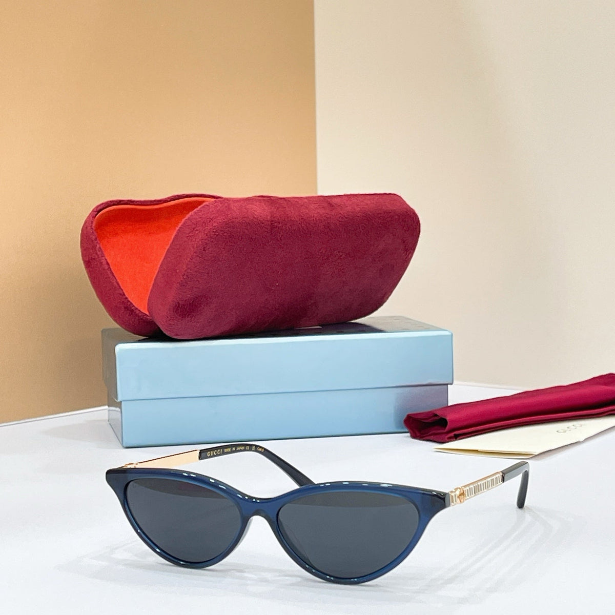 Gucci GG2211S Sunglasses