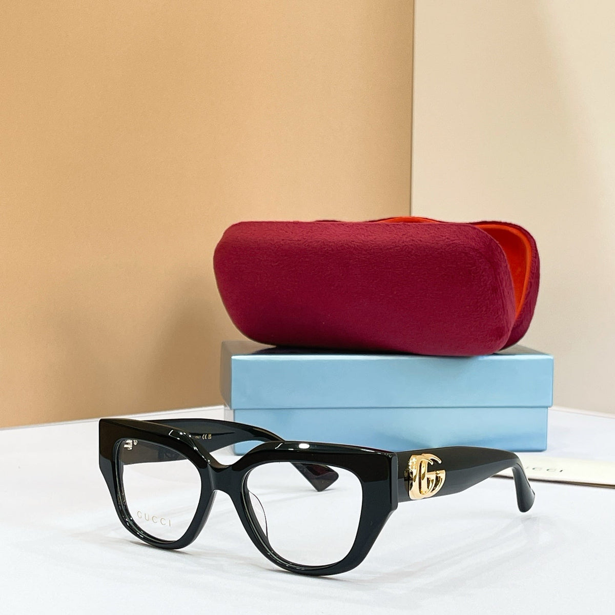 Gucci GG1847O Eyeglass Frames