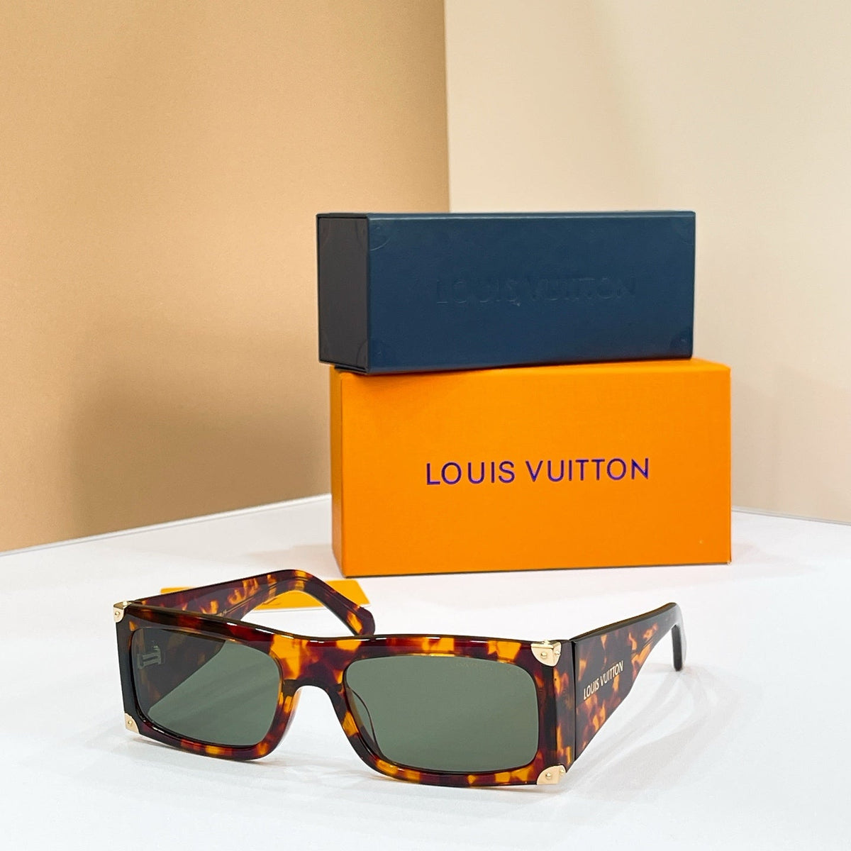 Louis Vuitton Z3158U Sunglasses