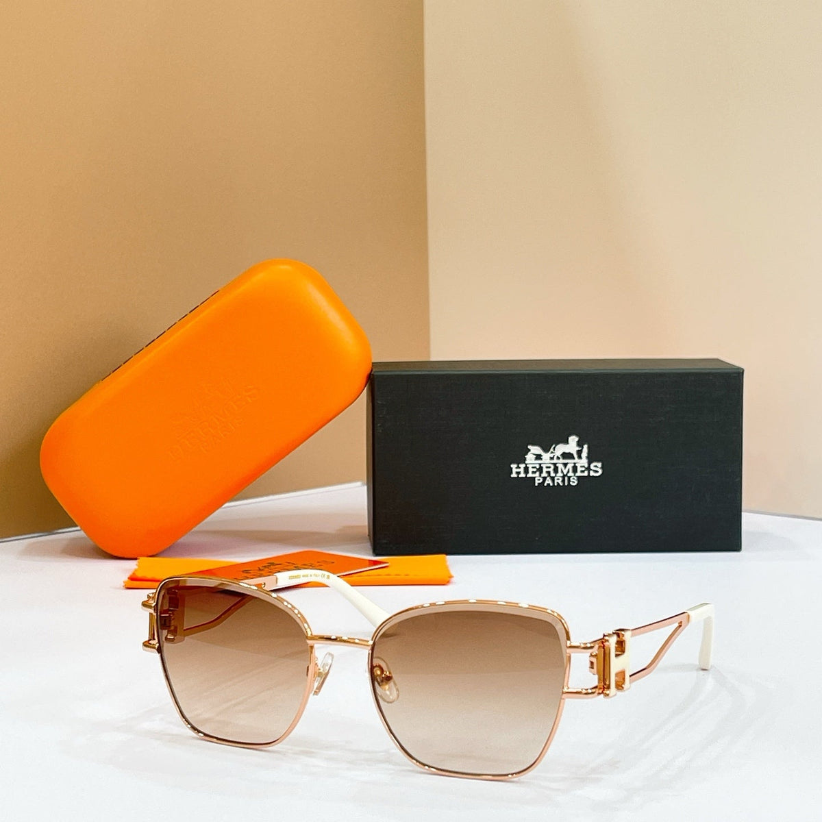 Hermes H8128S Sunglasses