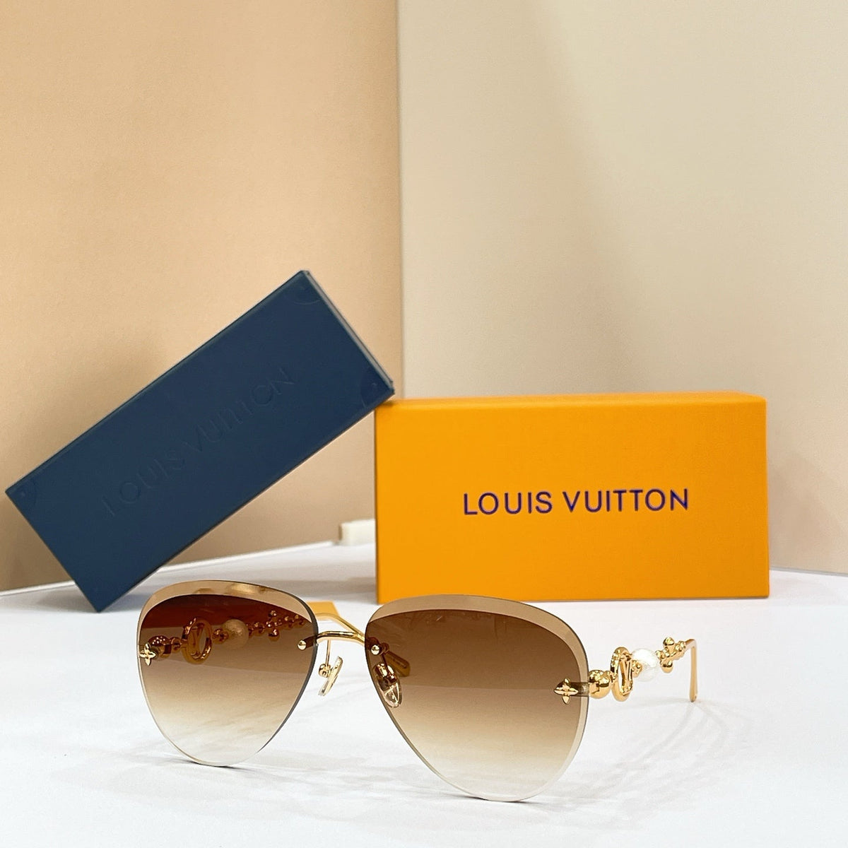 Louis Vuitton Z3318U Sunglasses - 62-13-140