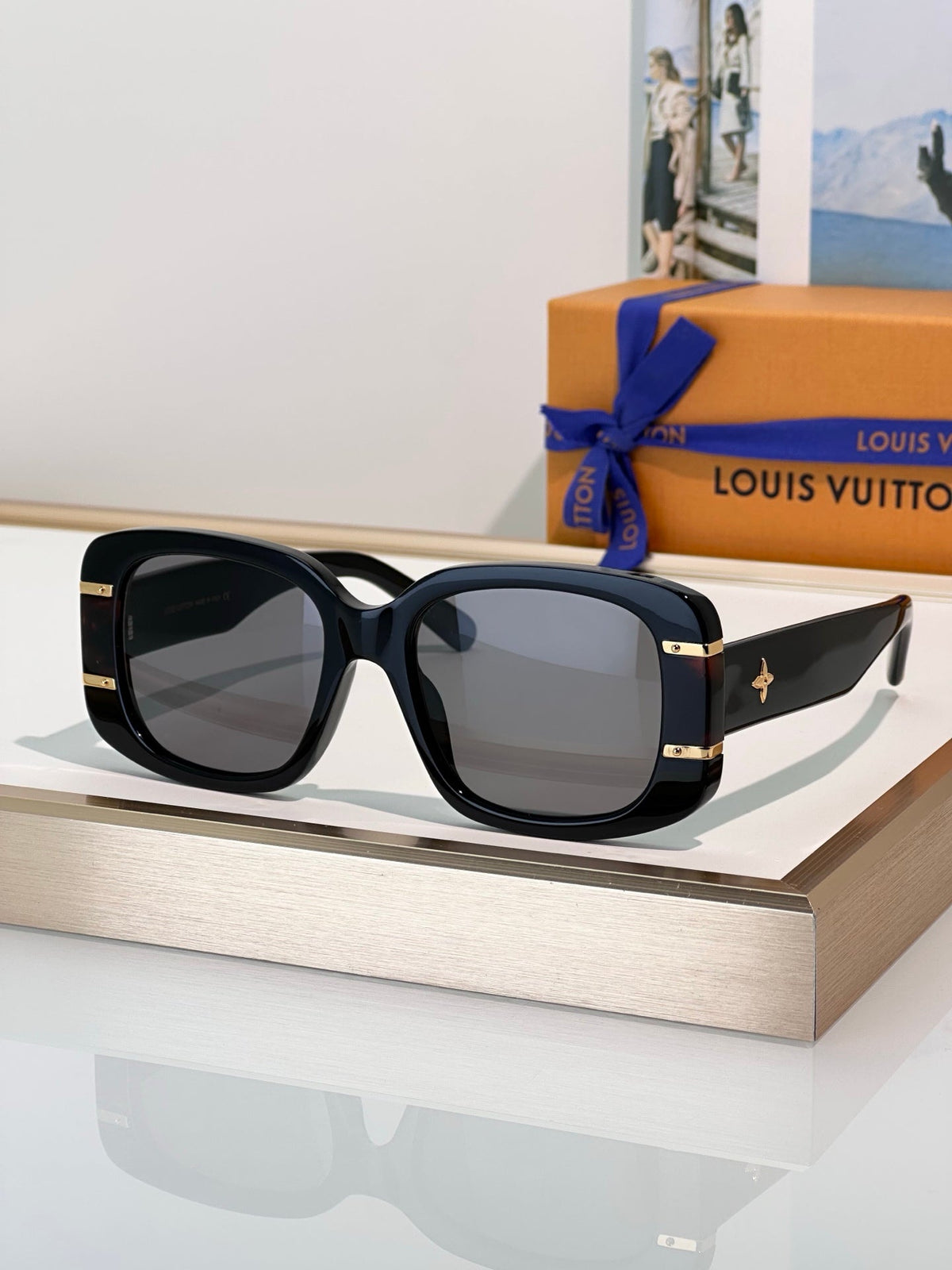 Louis Vuitton Z2968W Sunglasses