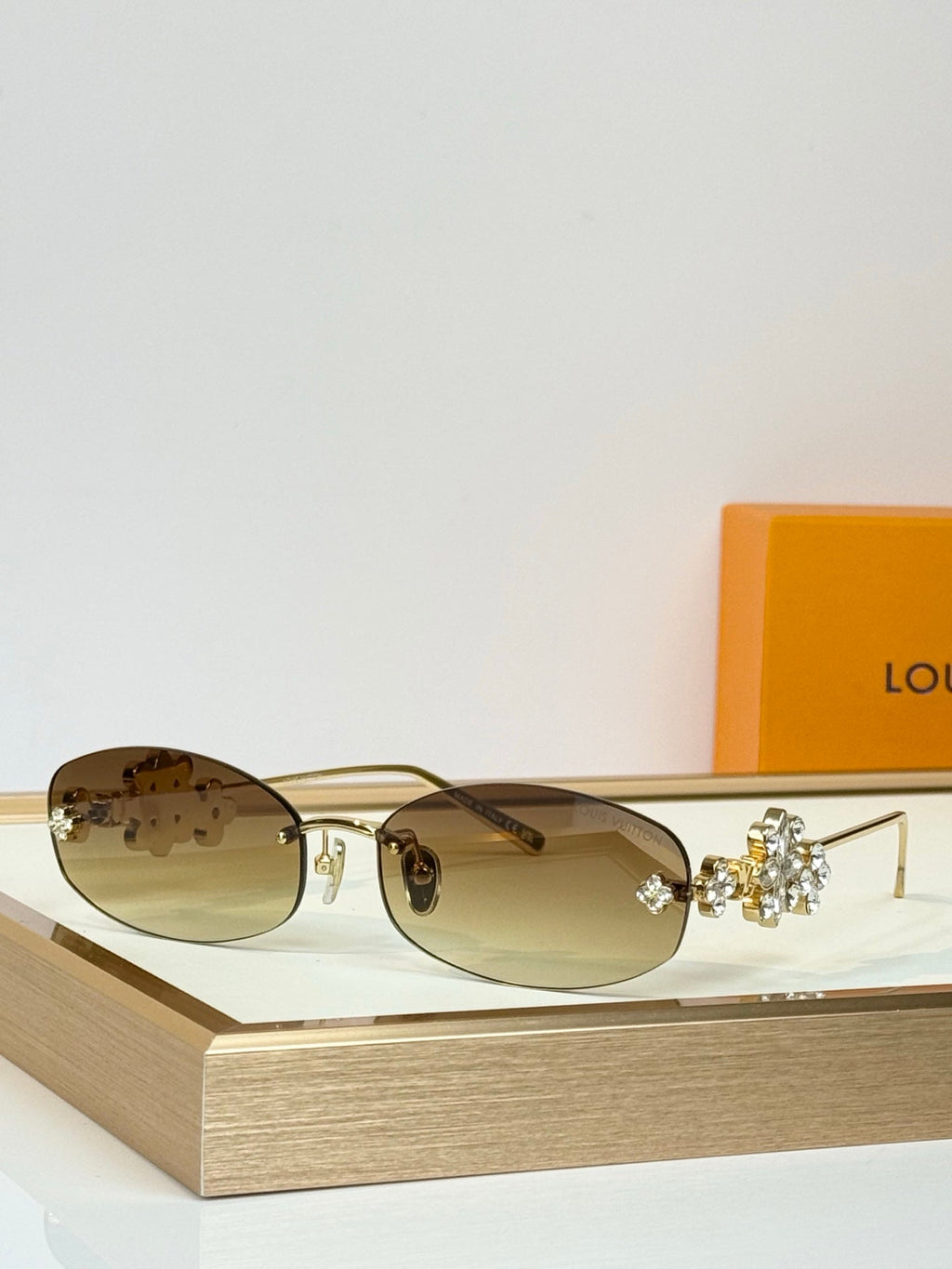 Louis Vuitton Z3186U Sunglasses