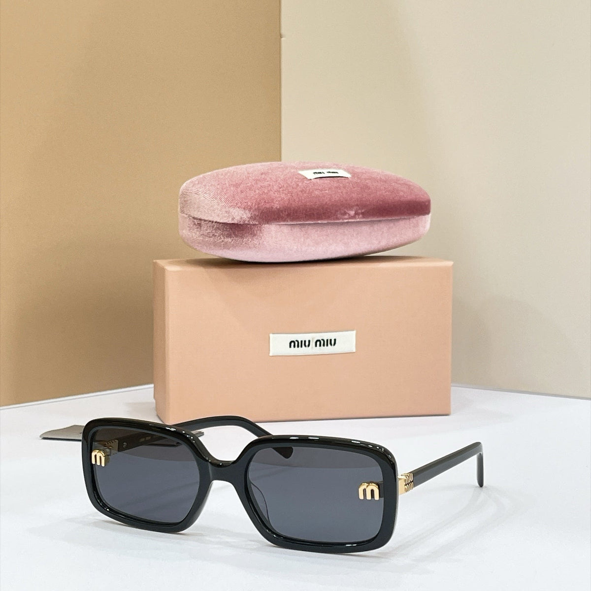 Miu Miu MU 155AV Sunglasses