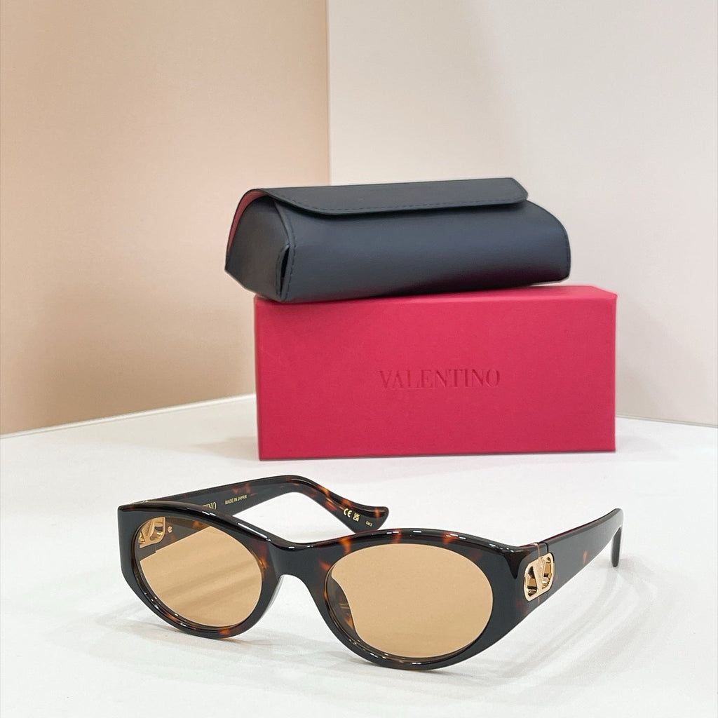 Valentino VG0015S Sunglasses