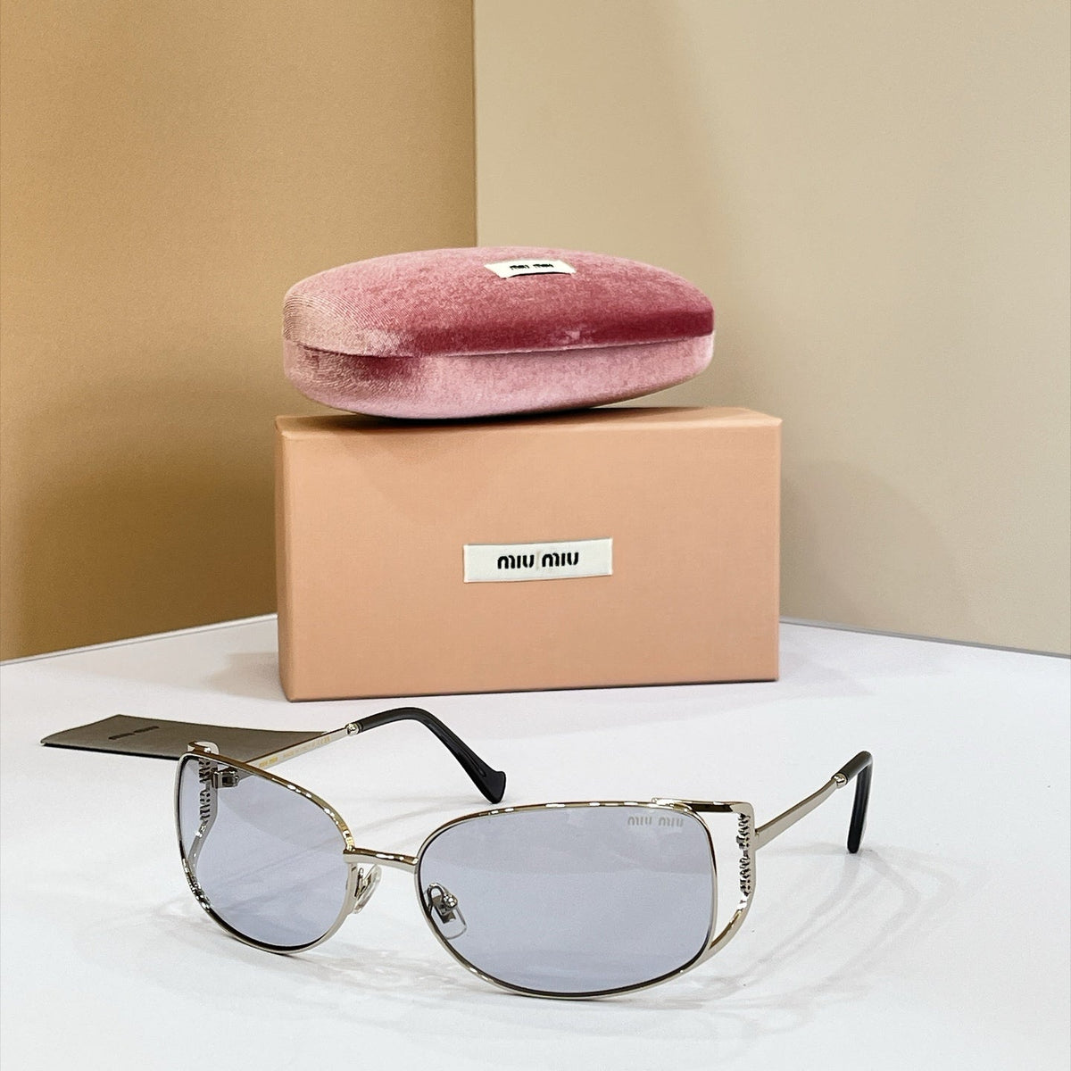 Miu Miu MU 148AV Sunglasses